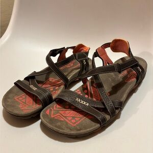 Merrill Rugged Hiking Sandals